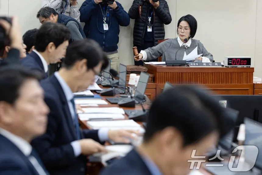 핵심 빠진 쿠팡 '반쪽' 청문회…정치권 '괘씸죄' 향방은