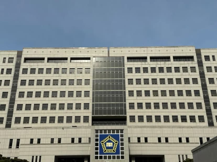 "유포하겠다" 협박… 10대 소녀 집까지 쫓아가 범행 저지른 20대 실형